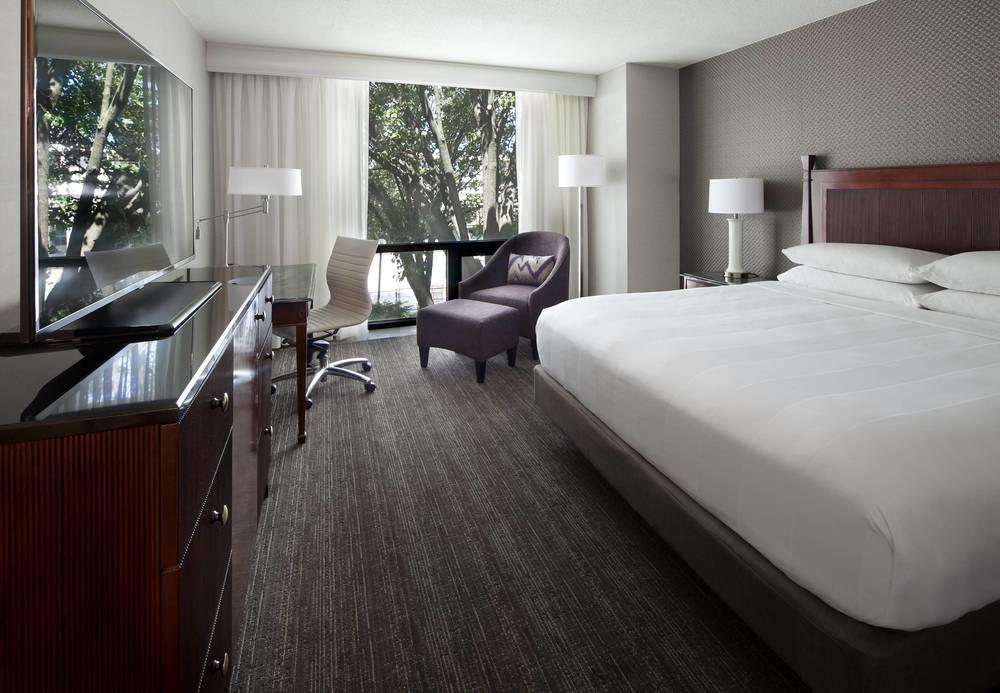 Отель Washington Dulles Airport Marriott Стерлинг Экстерьер фото