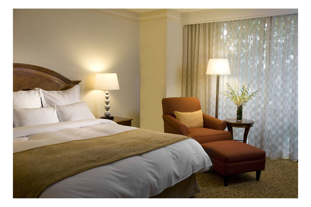 Отель Washington Dulles Airport Marriott Стерлинг Номер фото